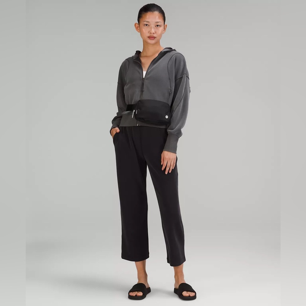 NWT Lululemon Black Everywhere Belt Bag